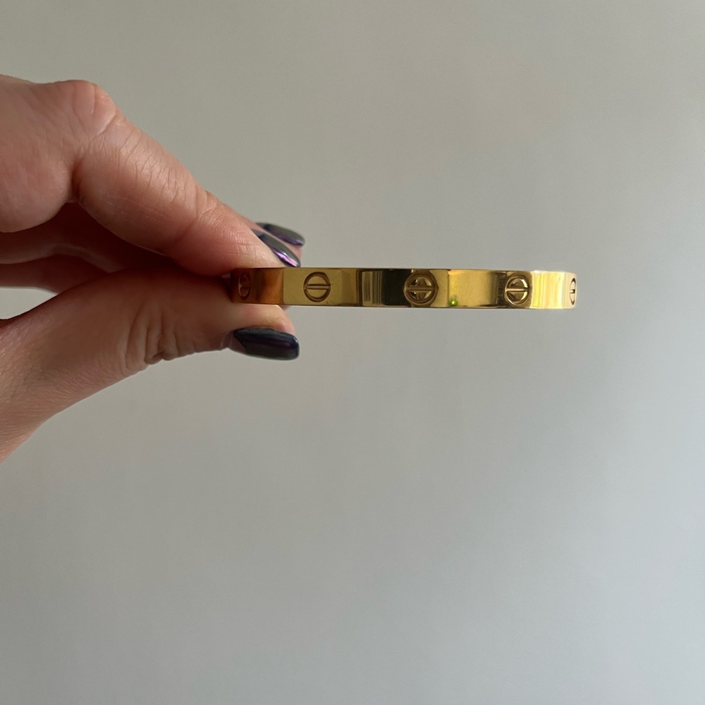 💎💍💎 Love bangle yellow gold 💎💍💎